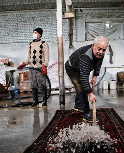 شستشوی سنتی قالی در قالیشویی دهکده المپیک