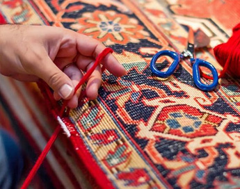 خدمات تخصصی و حرفه ای رفوی فرش در قالیشویی دهکده المپیک